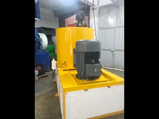 100'l&uuml;k Agromel Makinaları